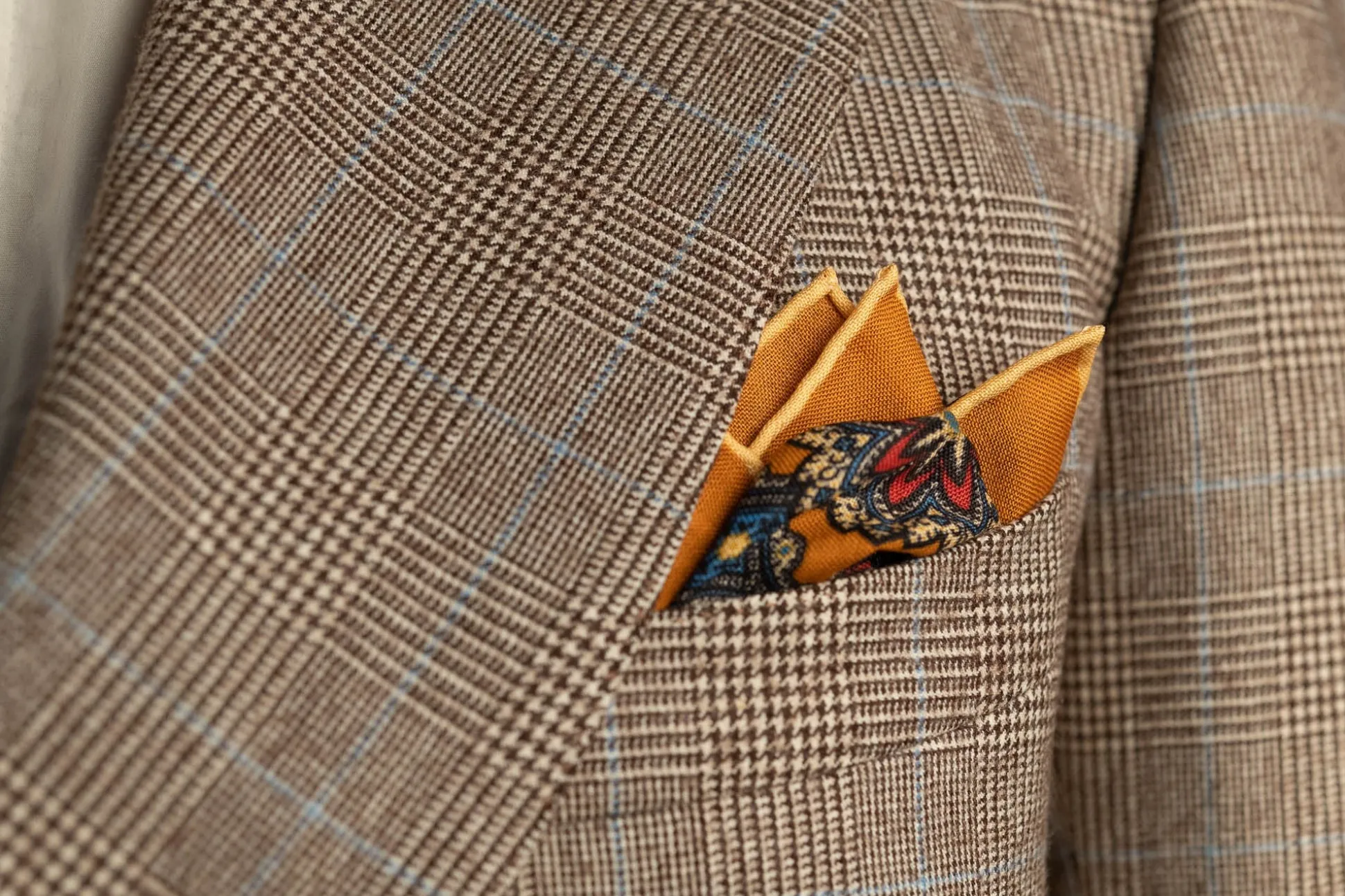 Antique Gold Medallion Printed Silk Wool Pocket Square