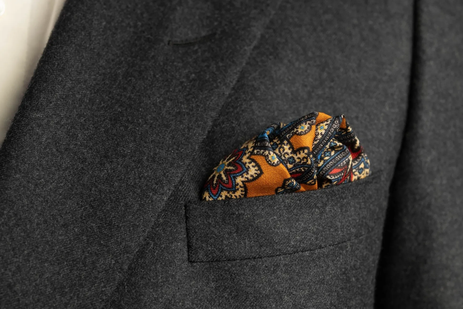 Antique Gold Medallion Printed Silk Wool Pocket Square