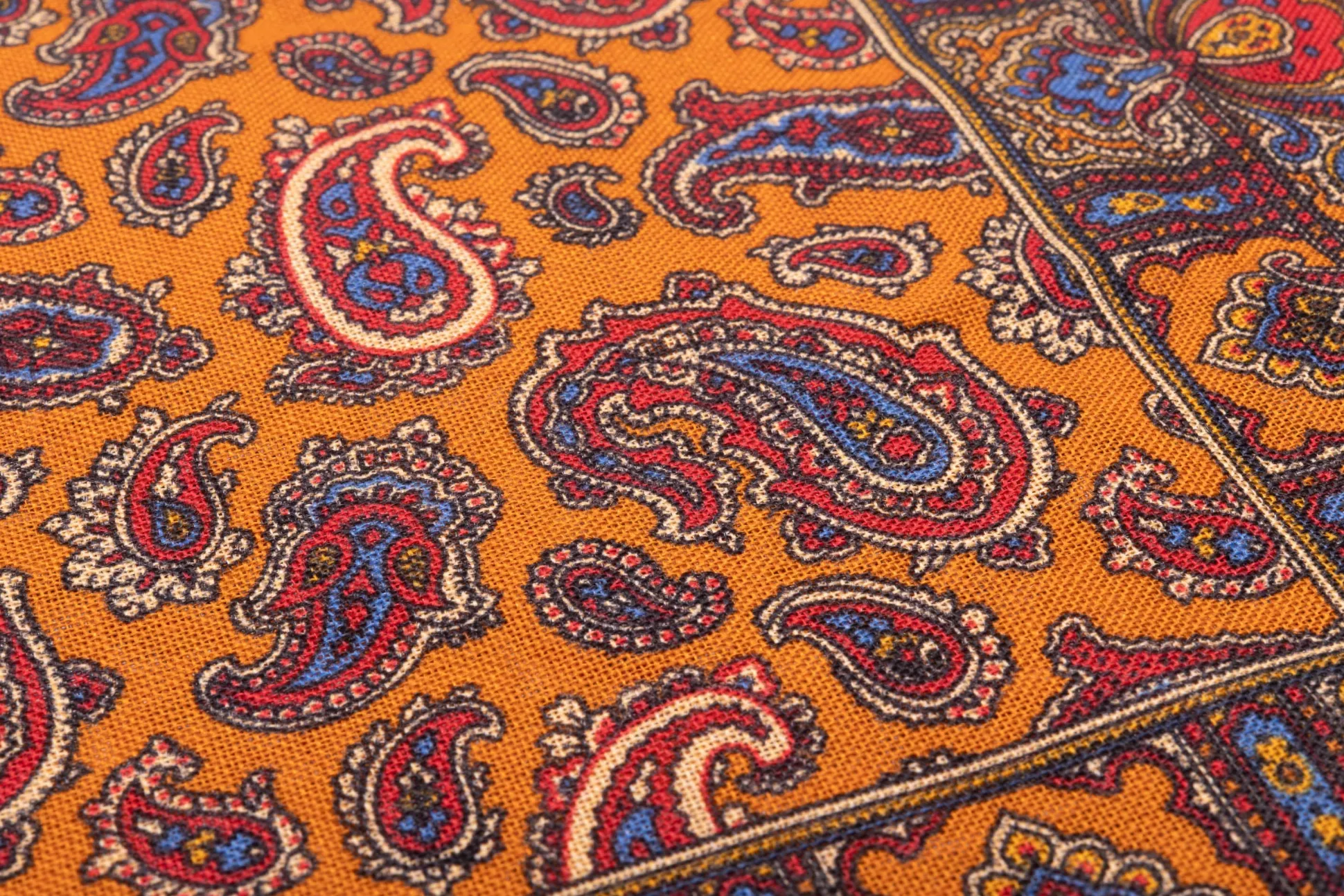 Antique Gold Paisley Silk Wool Pocket Square