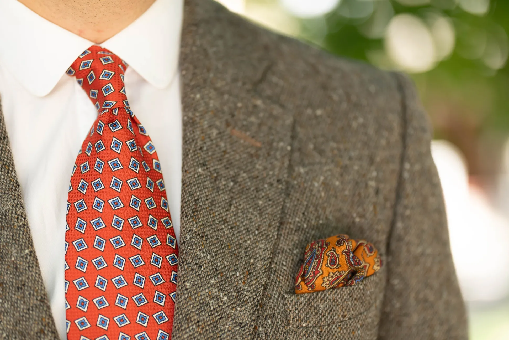 Antique Gold Paisley Silk Wool Pocket Square