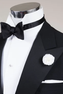 Best Sellers Boutonnieres Bundle