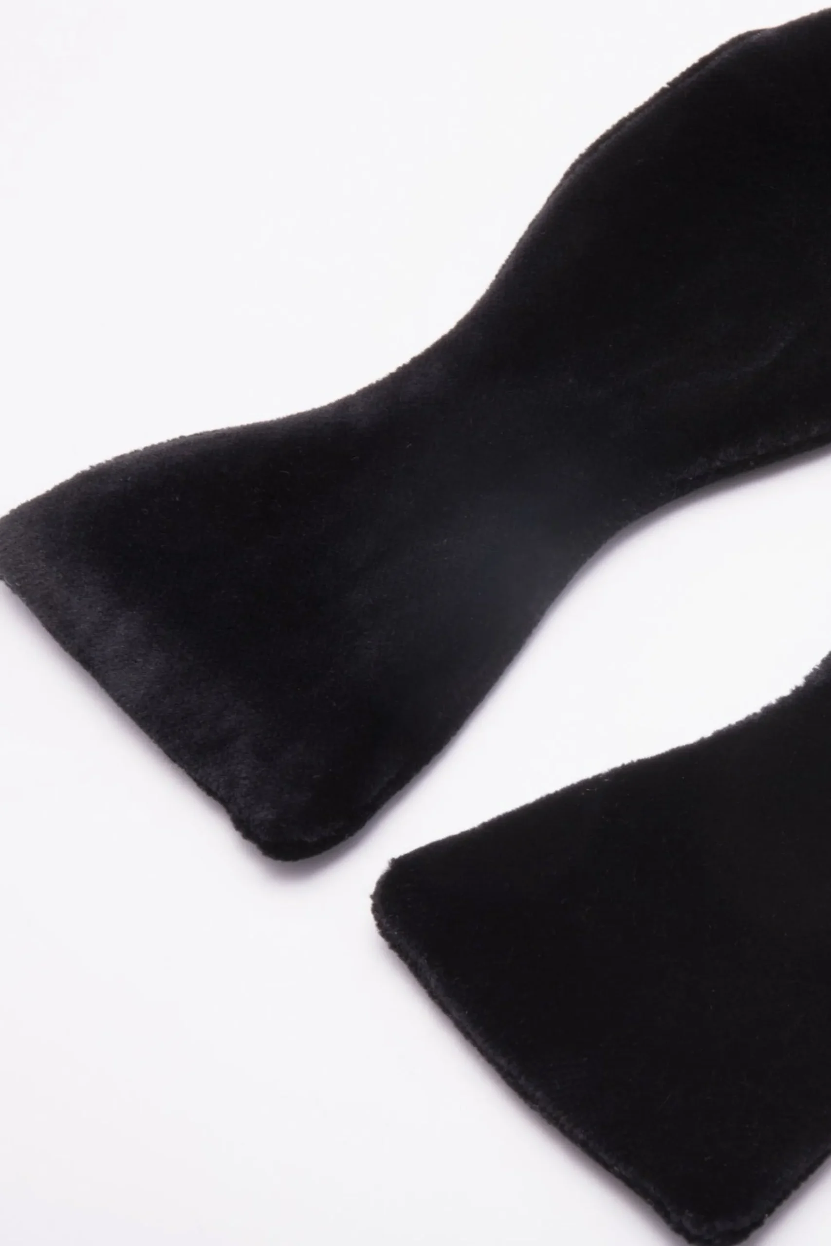 Black Butterfly Cotton Velvet Bow Tie