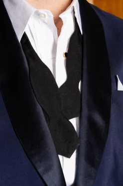 Black Diamond Silk Faille Grosgrain Bow Tie