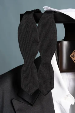 Black Diamond Silk Faille Grosgrain Bow Tie