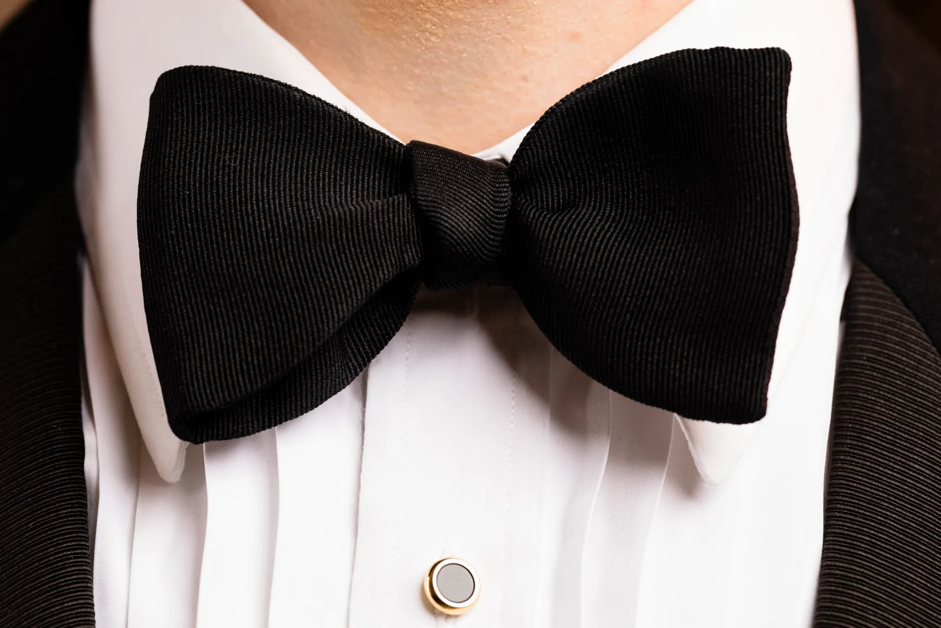 Black Single End Silk Faille Grosgrain Bow Tie