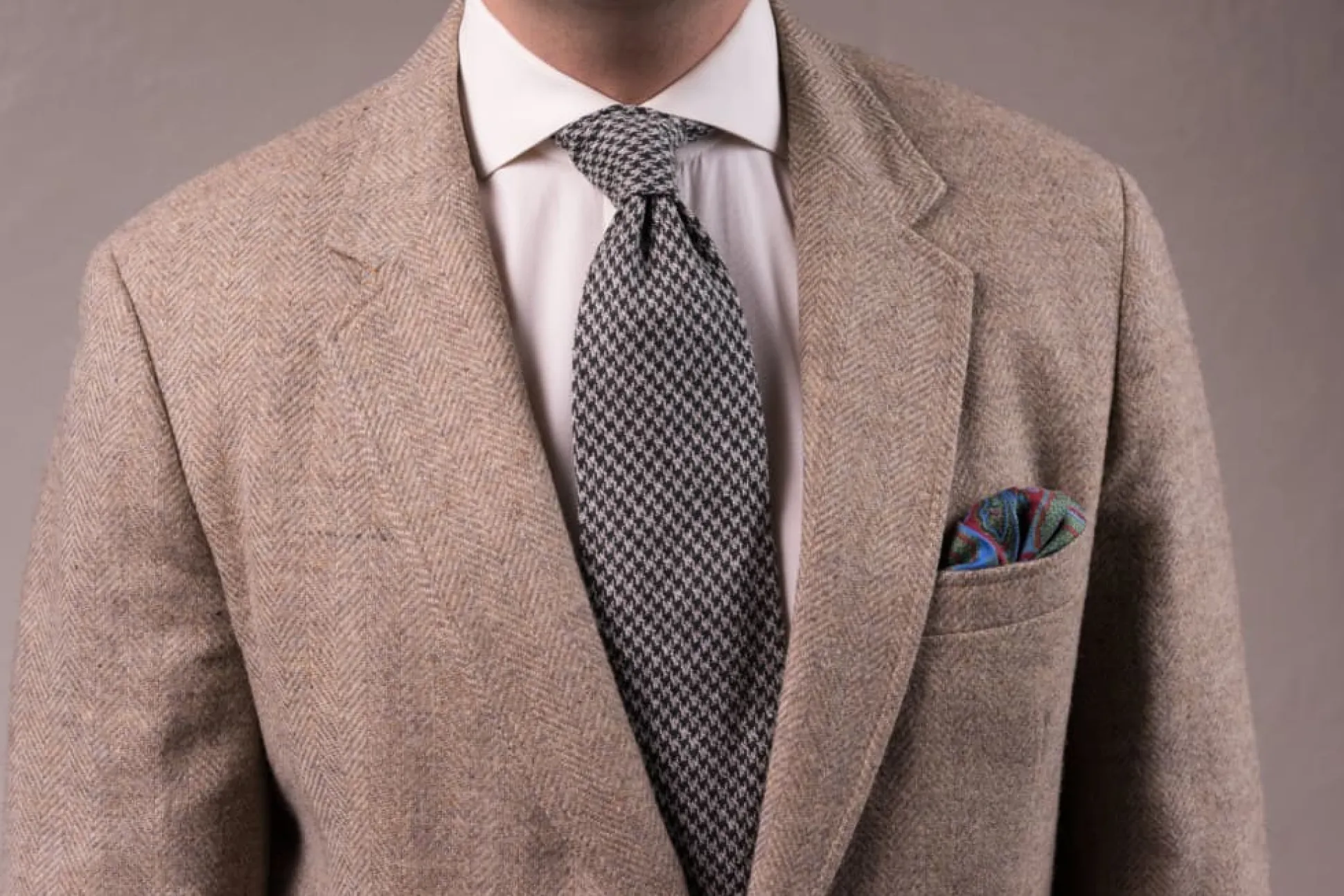 Bottle Green & Gray Houndstooth Silk Bourette Tie