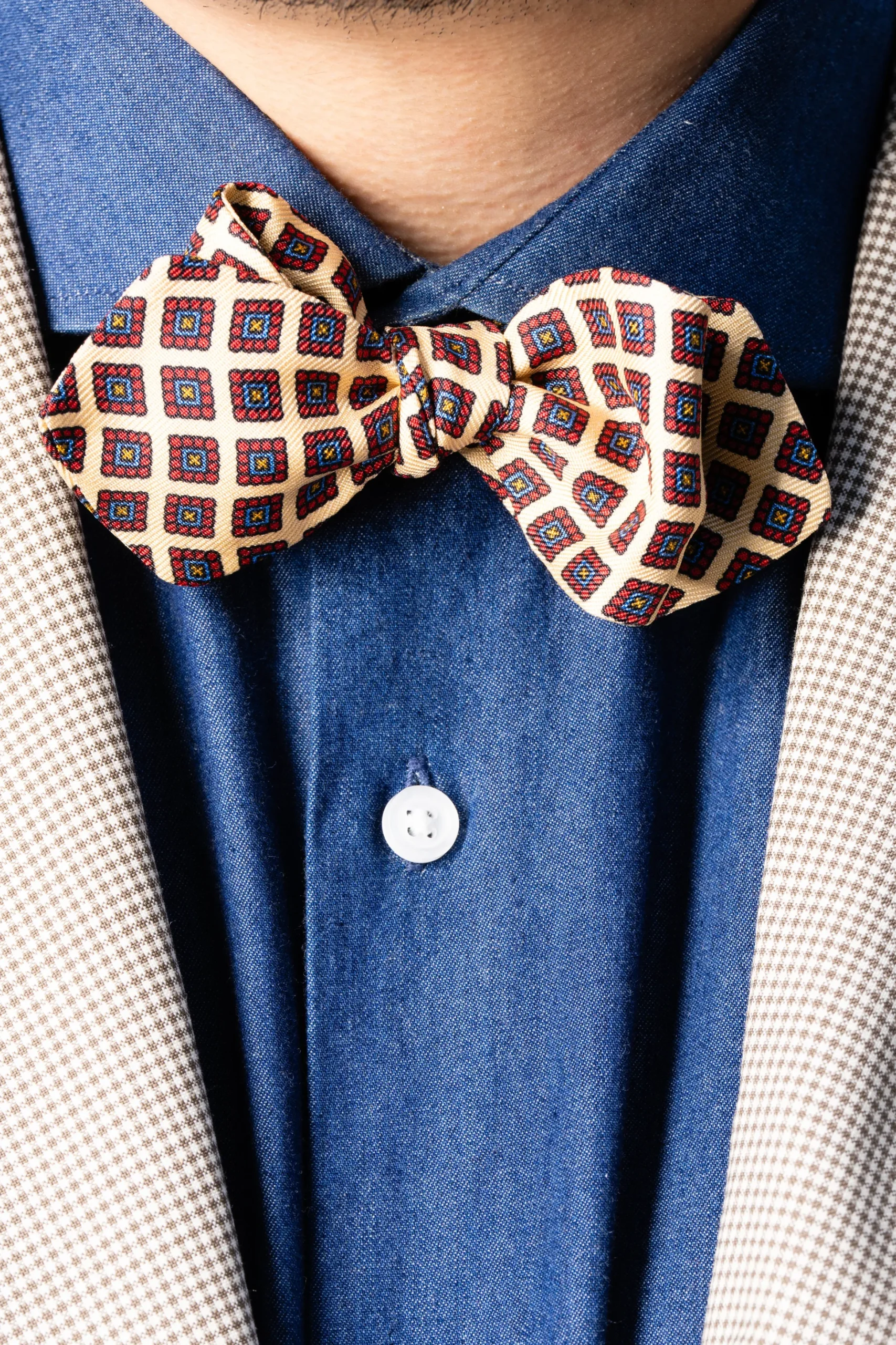 Buff Diamond Madder Silk Bow Tie