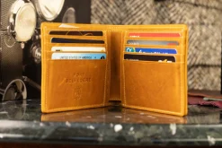 8 Card Classic Bifold Wallet in Vintage Gold Full-Grain Americana Leather