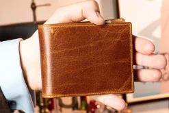 8 Card Classic Bifold Wallet in Saddle Brown Full-Grain Dumont Leather
