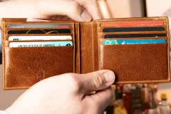 8 Card Classic Bifold Wallet in Saddle Brown Full-Grain Dumont Leather