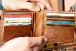 8 Card Classic Bifold Wallet in Saddle Brown Full-Grain Dumont Leather