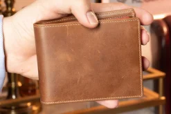 8 Card Classic Bifold Wallet in Saddle Brown Full-Grain Montecristo Leather