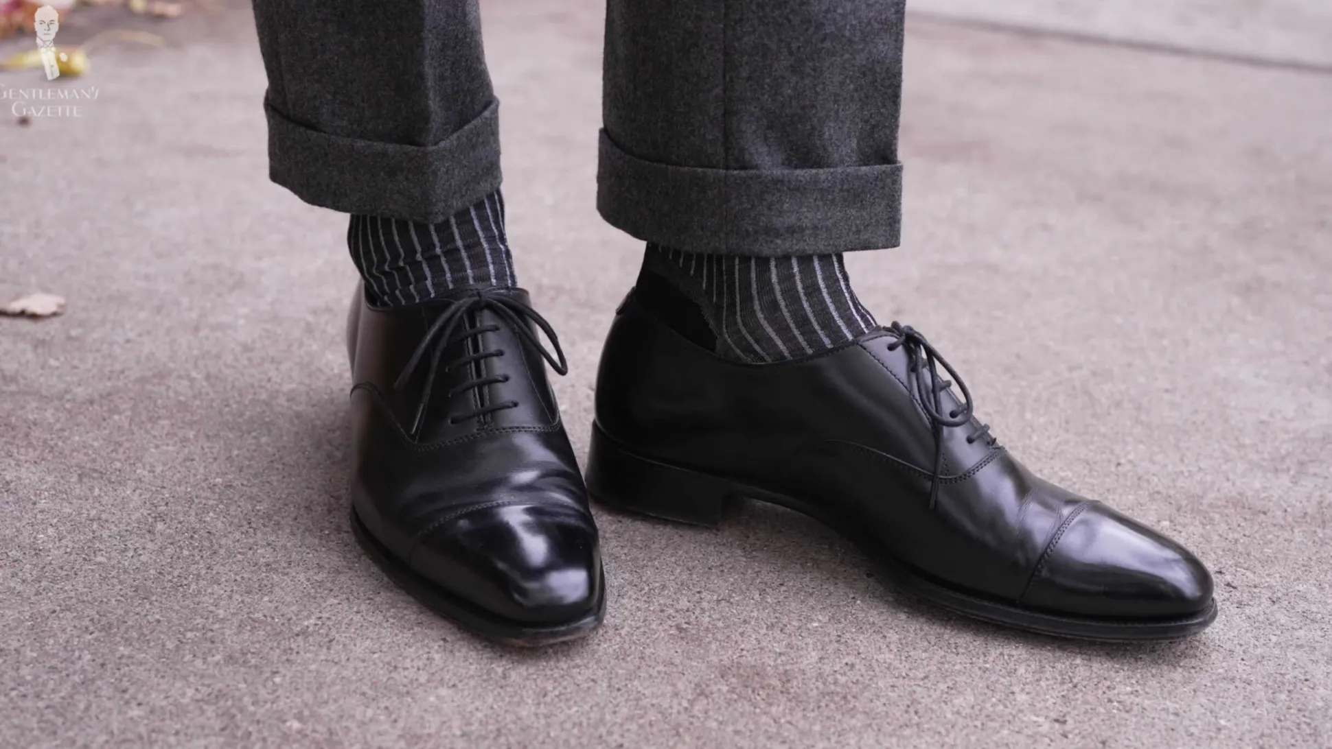 Charcoal & Light Gray Shadow Stripe Lightweight Cotton Socks