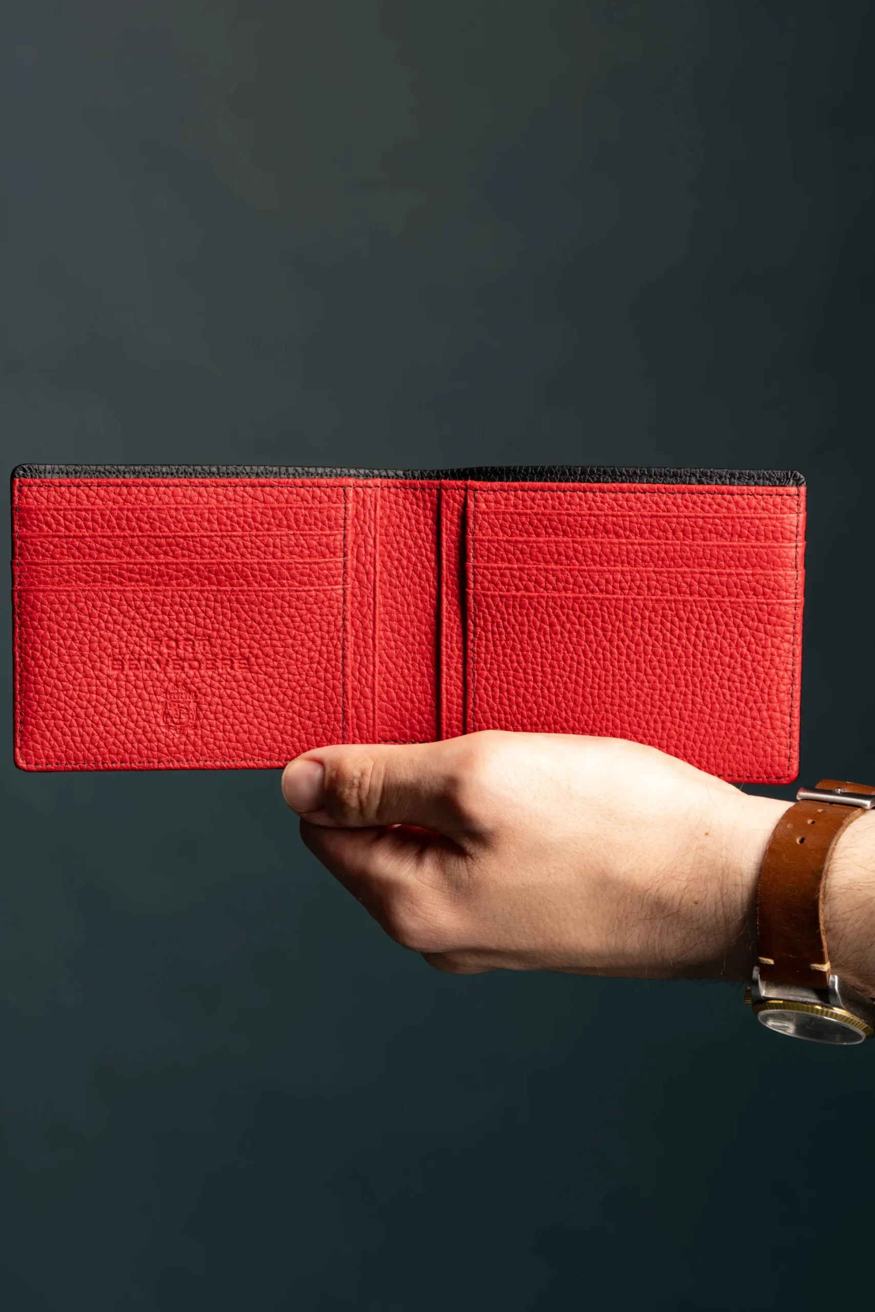 Classic 10 Card Bifold Black & Red Grained Leather Wallet