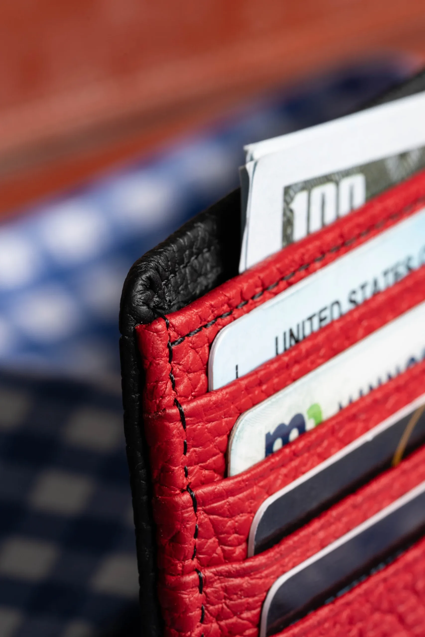 Classic 10 Card Bifold Black & Red Grained Leather Wallet