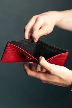 Classic 10 Card Bifold Black & Red Grained Leather Wallet