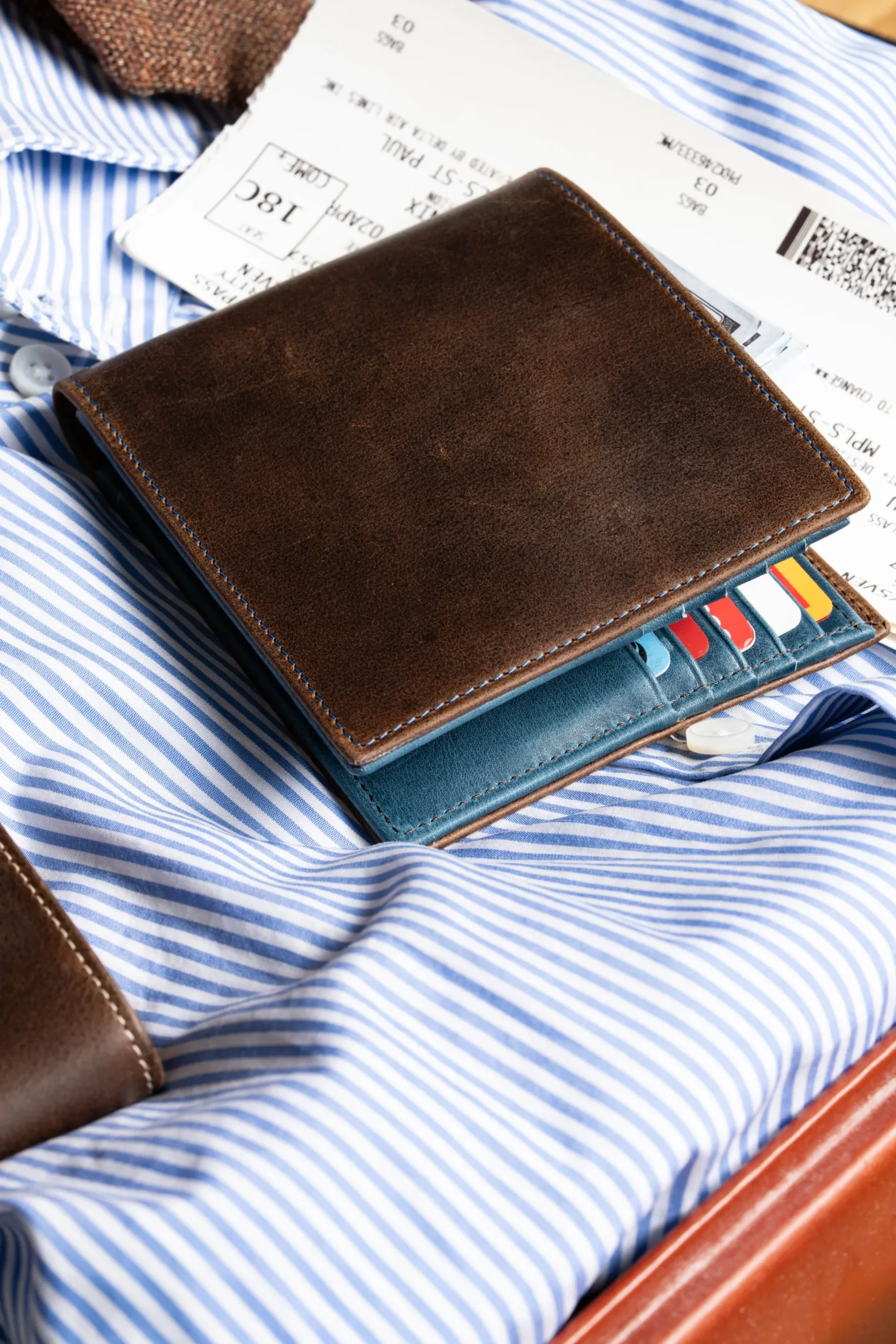Classic 8 Card Bifold Mahogany & Blue Two Tone Leather Wallet