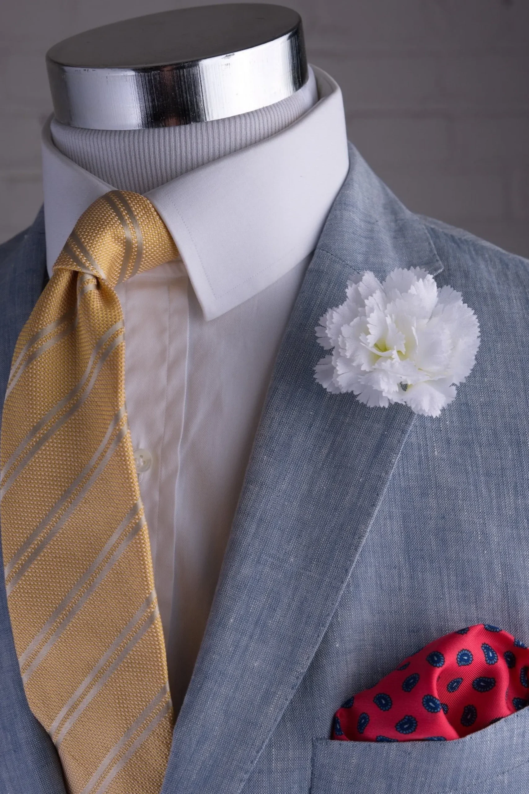 Classic Gent Boutonnieres Bundle