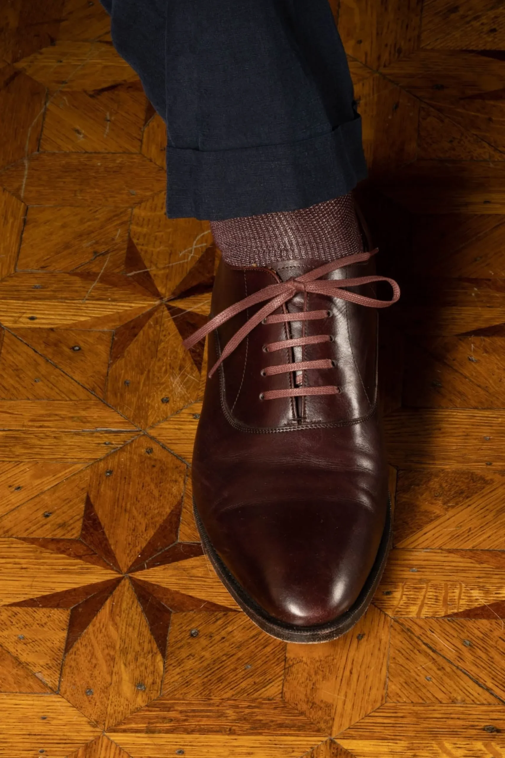 Flat Bordeaux Waxed Cotton Shoelaces