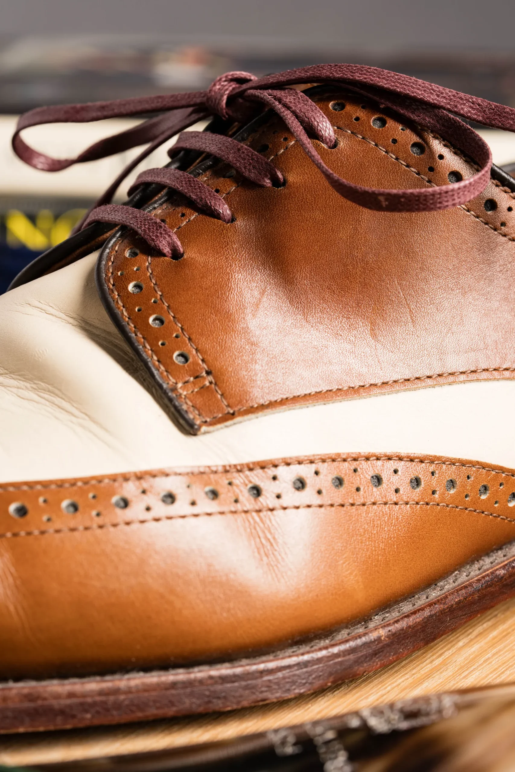 Flat Bordeaux Waxed Cotton Shoelaces