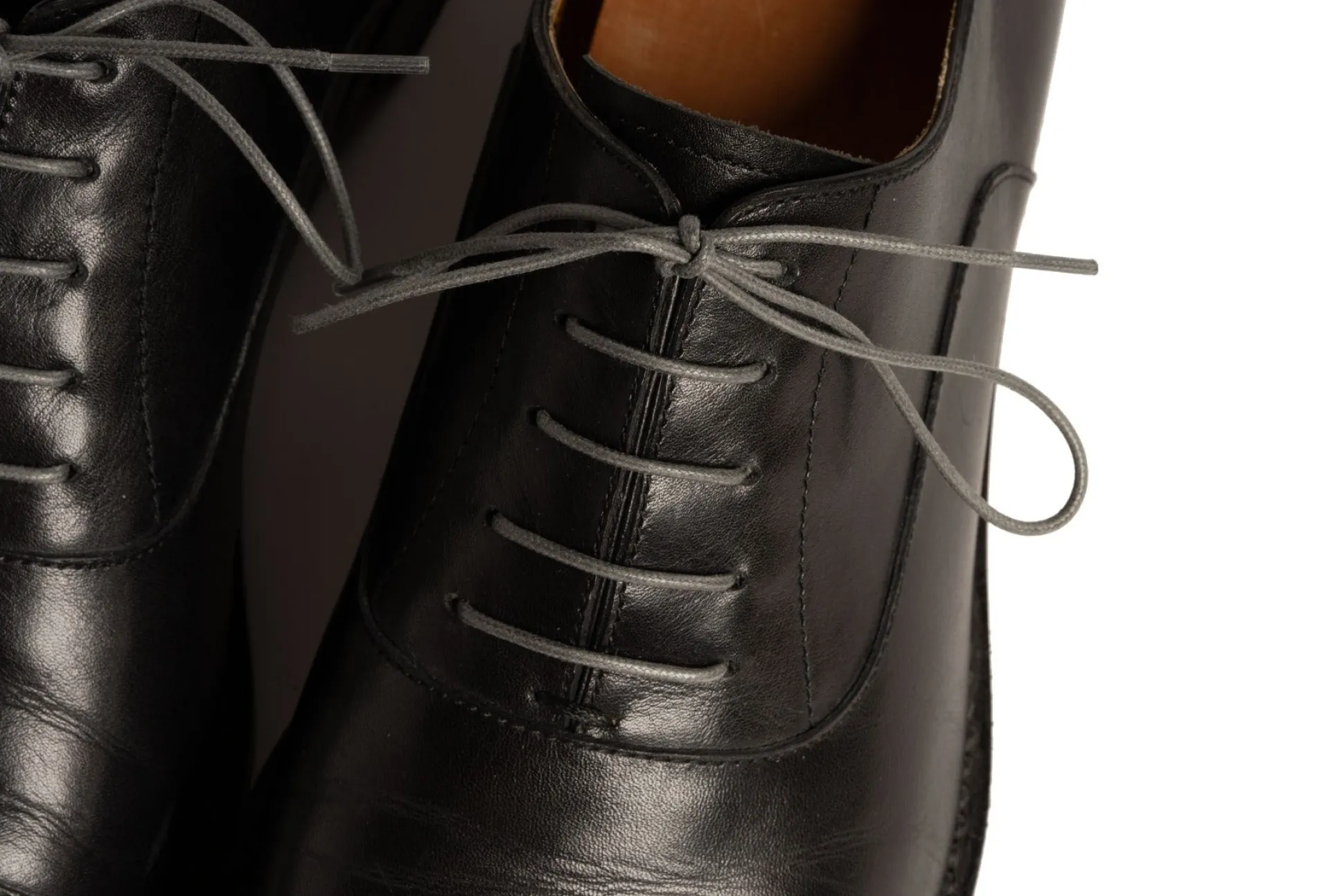Flat Charcoal Waxed Cotton Shoelaces