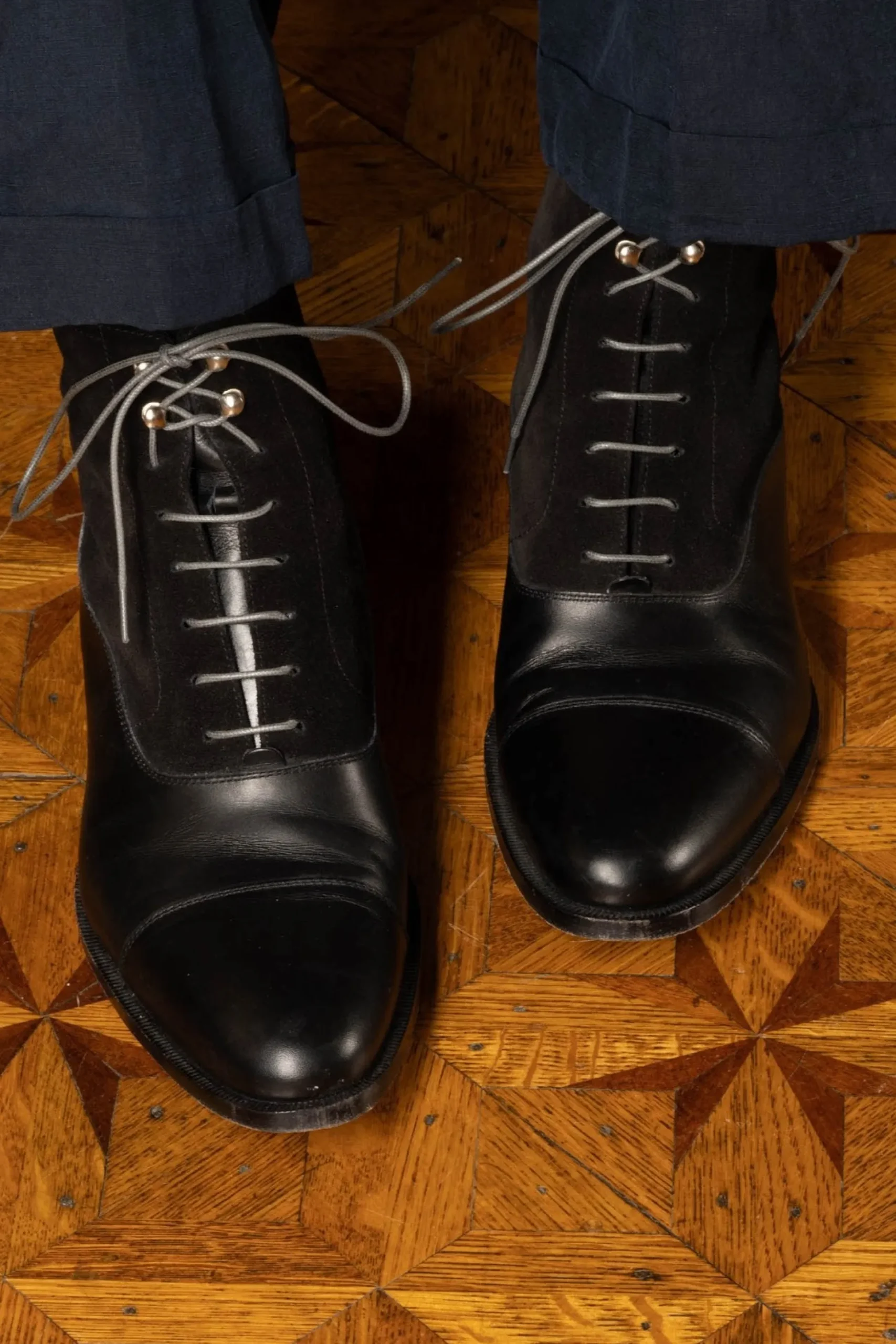 Flat Charcoal Waxed Cotton Shoelaces