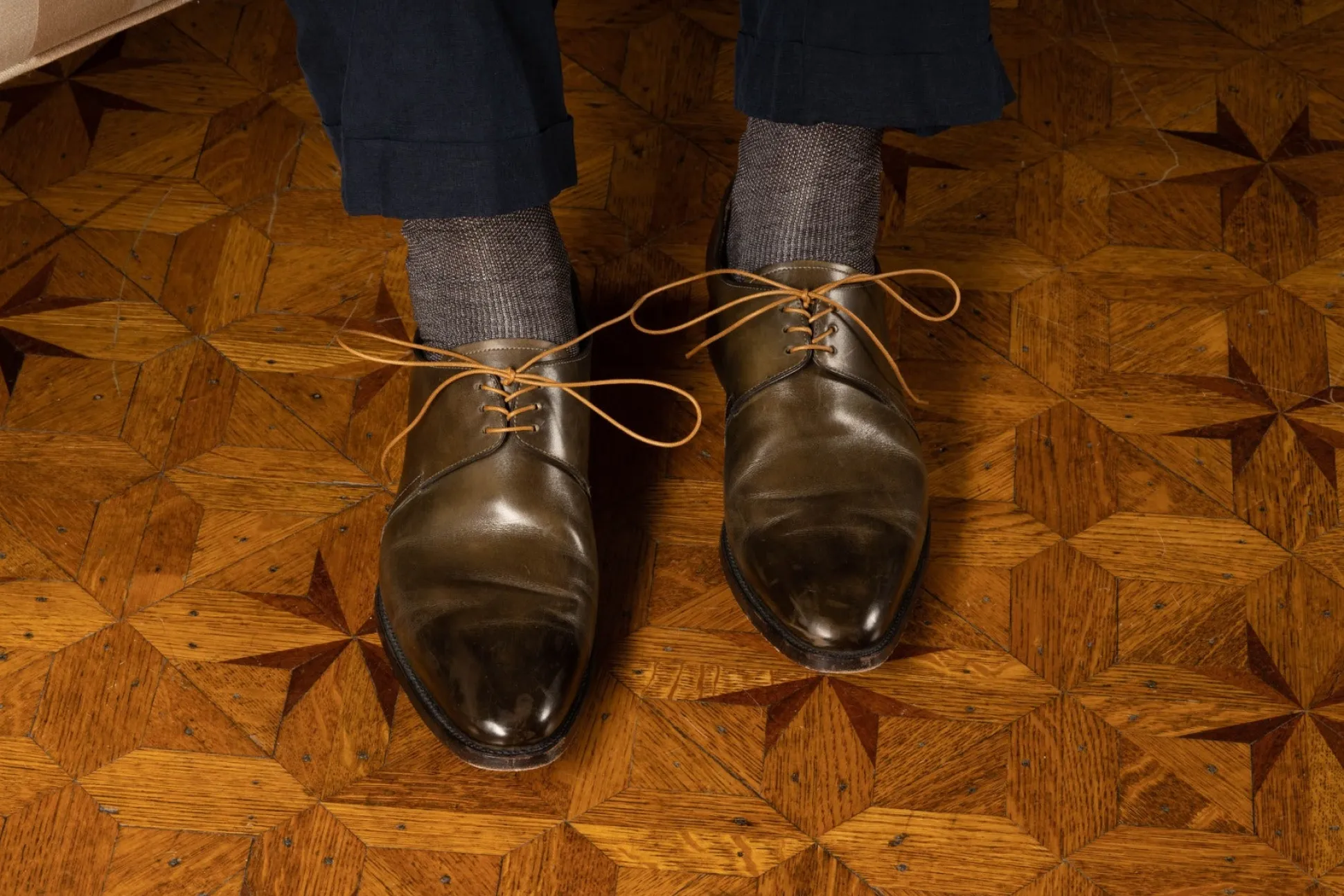 Flat Cognac Waxed Cotton Shoelaces