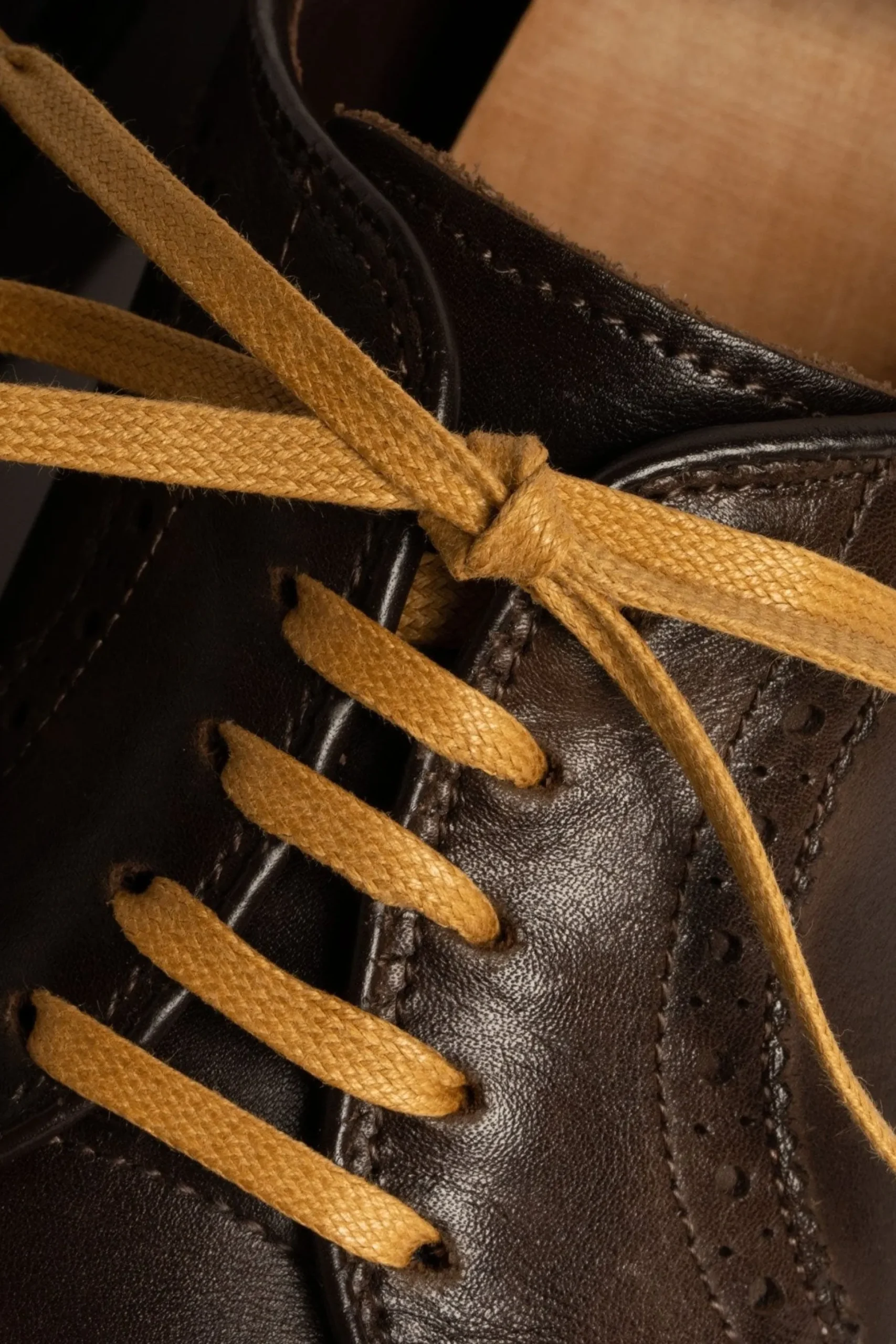Flat Cognac Waxed Cotton Shoelaces