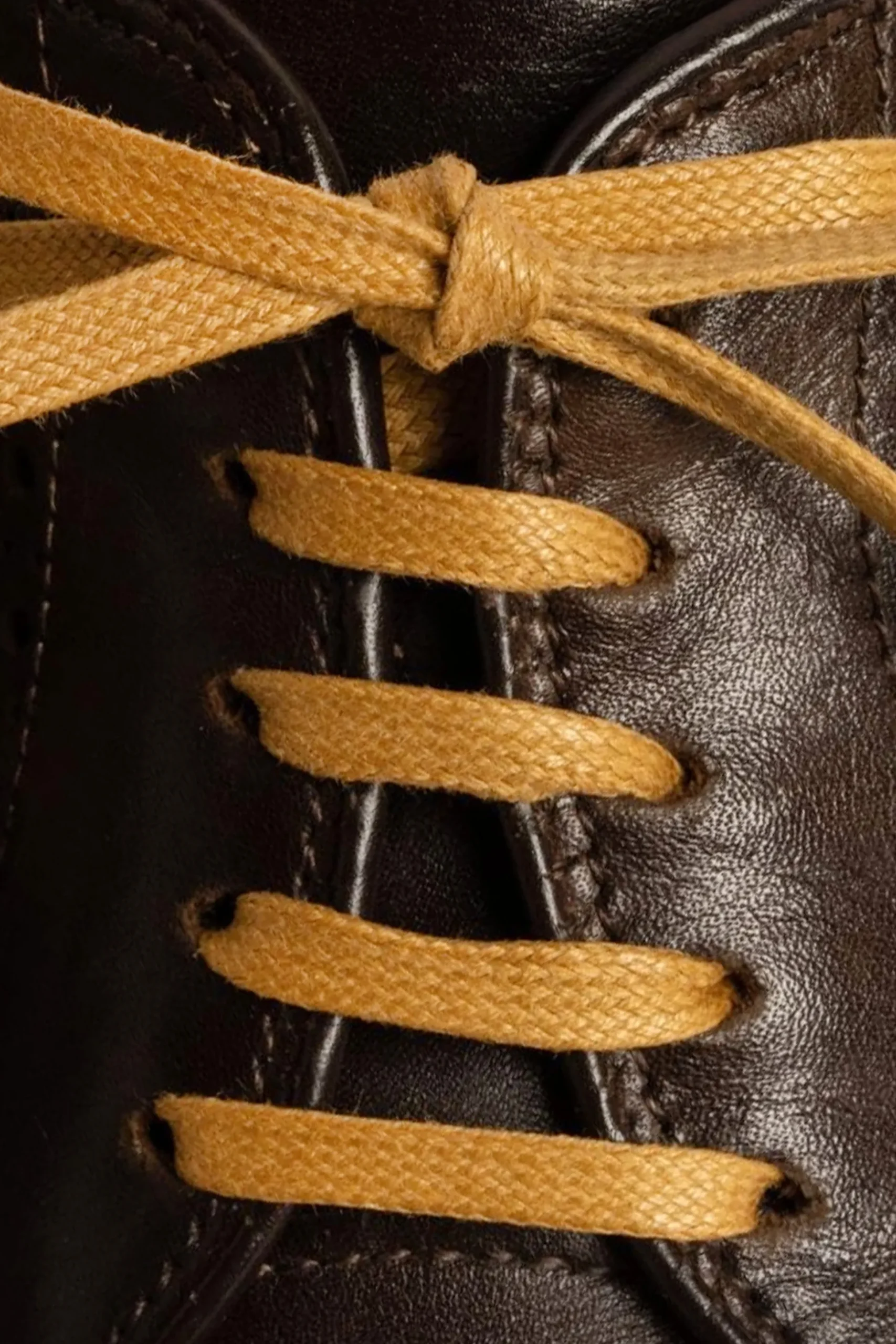 Flat Cognac Waxed Cotton Shoelaces