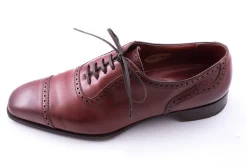 Flat Dark Brown Waxed Cotton Shoelaces
