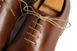 Flat Dark Havana Waxed Cotton Shoelaces