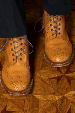Flat Dark Violet Waxed Cotton Shoelaces