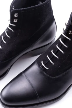Flat Light Gray Waxed Cotton Shoelaces