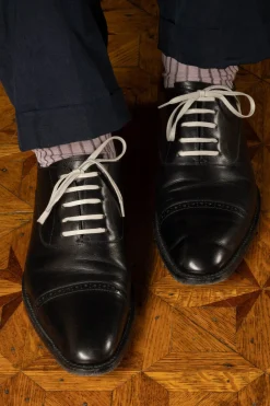 Flat Medium Gray Waxed Cotton Shoelaces