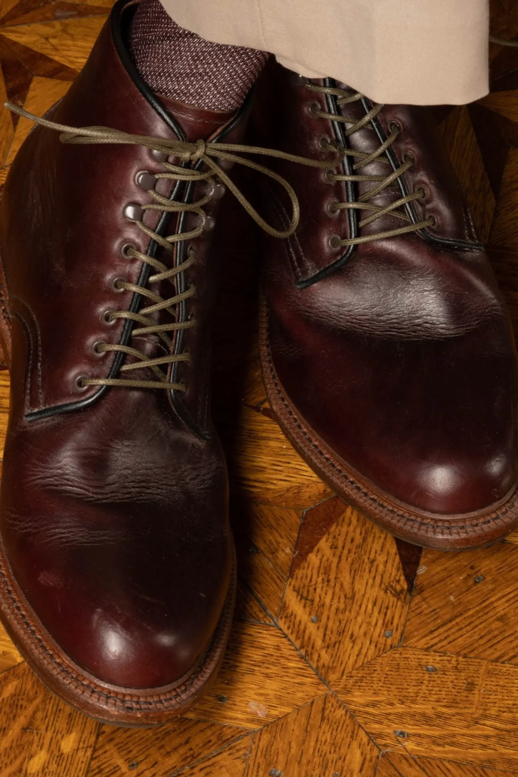 Flat Military Green Waxed Cotton Shoelaces