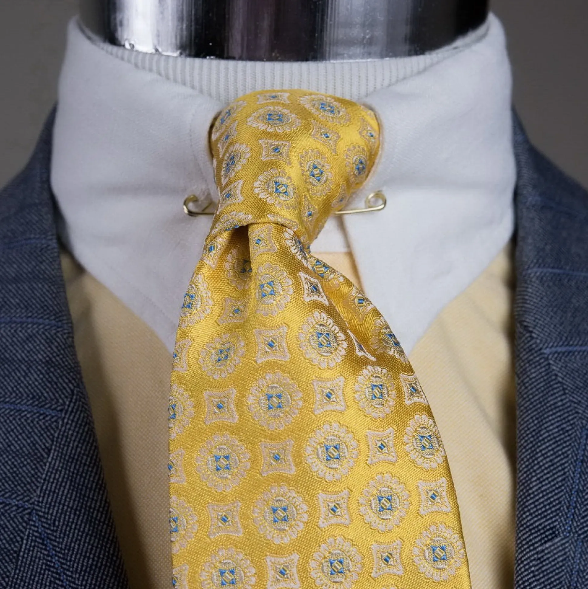 Gold Safety Collar Pin