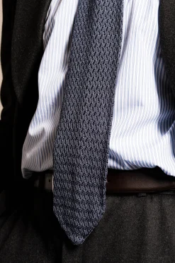 Grayish Blue Zigzag Silk Knit Tie