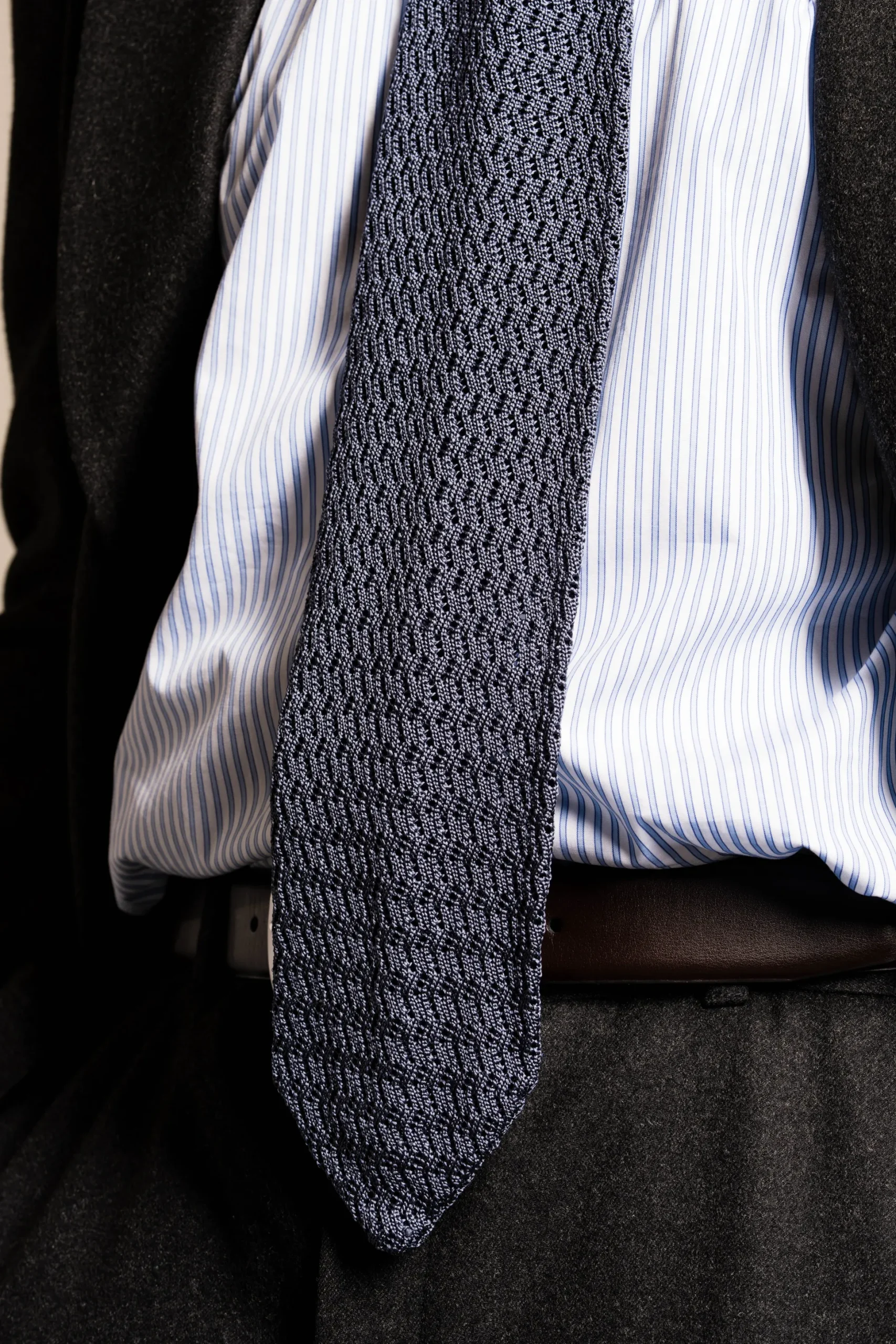 Grayish Blue Zigzag Silk Knit Tie