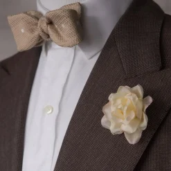Ivory Spray Rose Boutonnière Flower