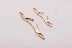 Large Gold 70mm Collar Clip for Modern Medium Spread Collars