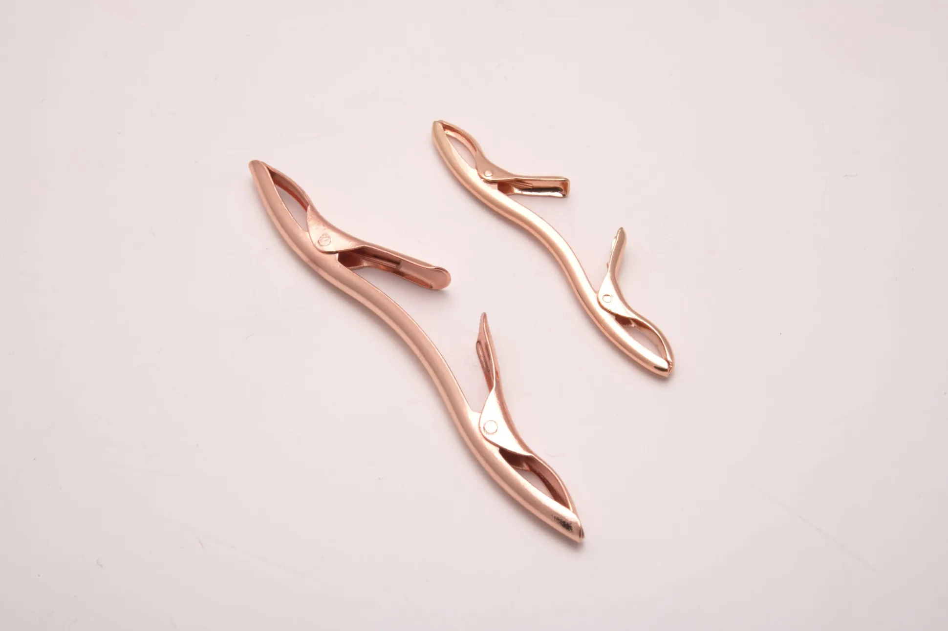 Large Rose Gold 70mm Collar Clip for Modern Medium Spread Collars
