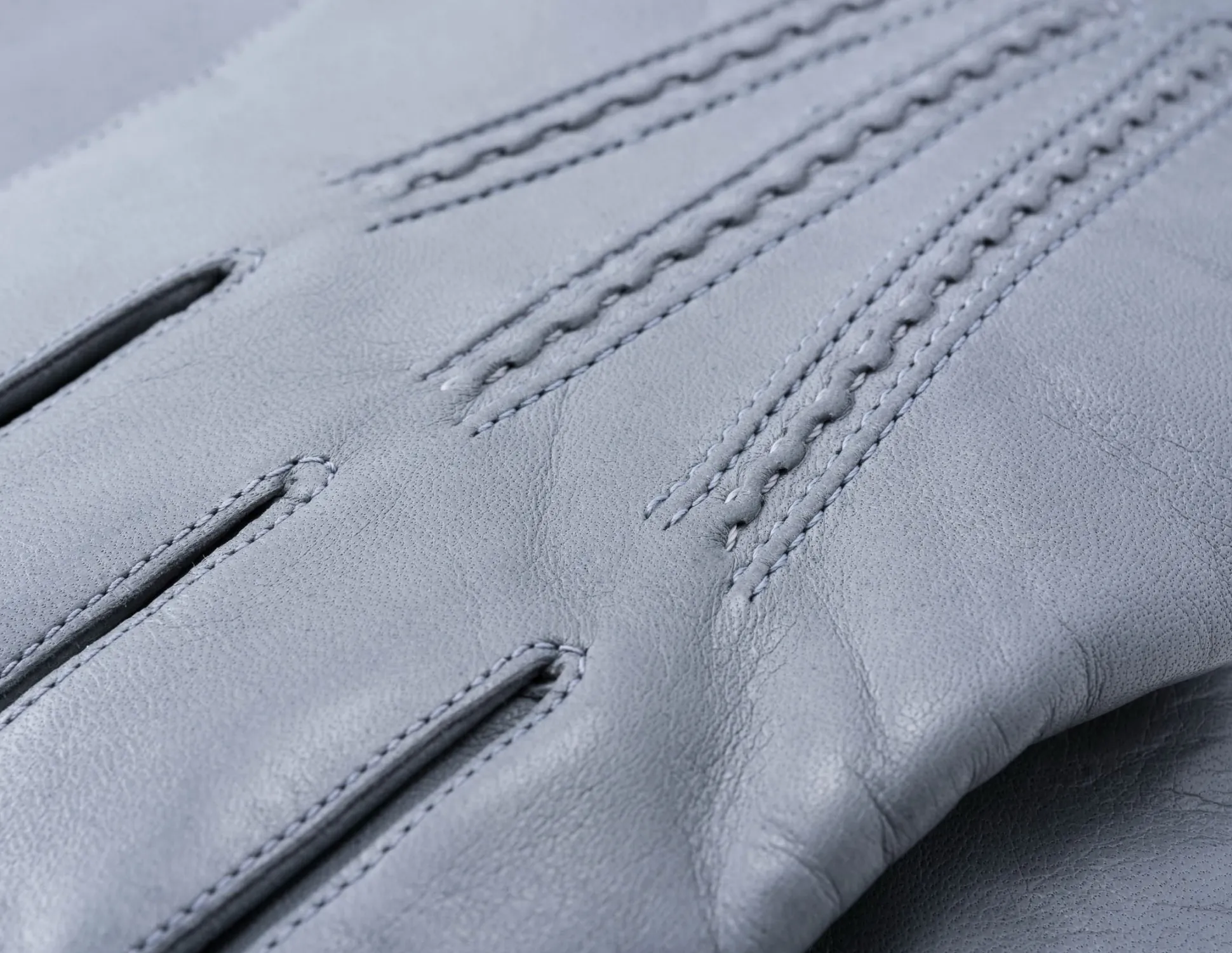 Light Gray Lamb Nappa Gloves