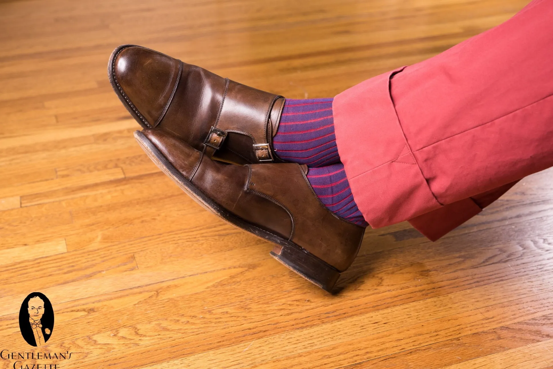 Light Navy & Red Shadow Stripe Lightweight Cotton Socks