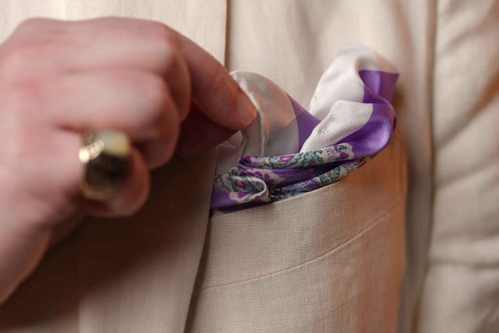 Light Purple & White Large Paisley Silk Pocket Square
