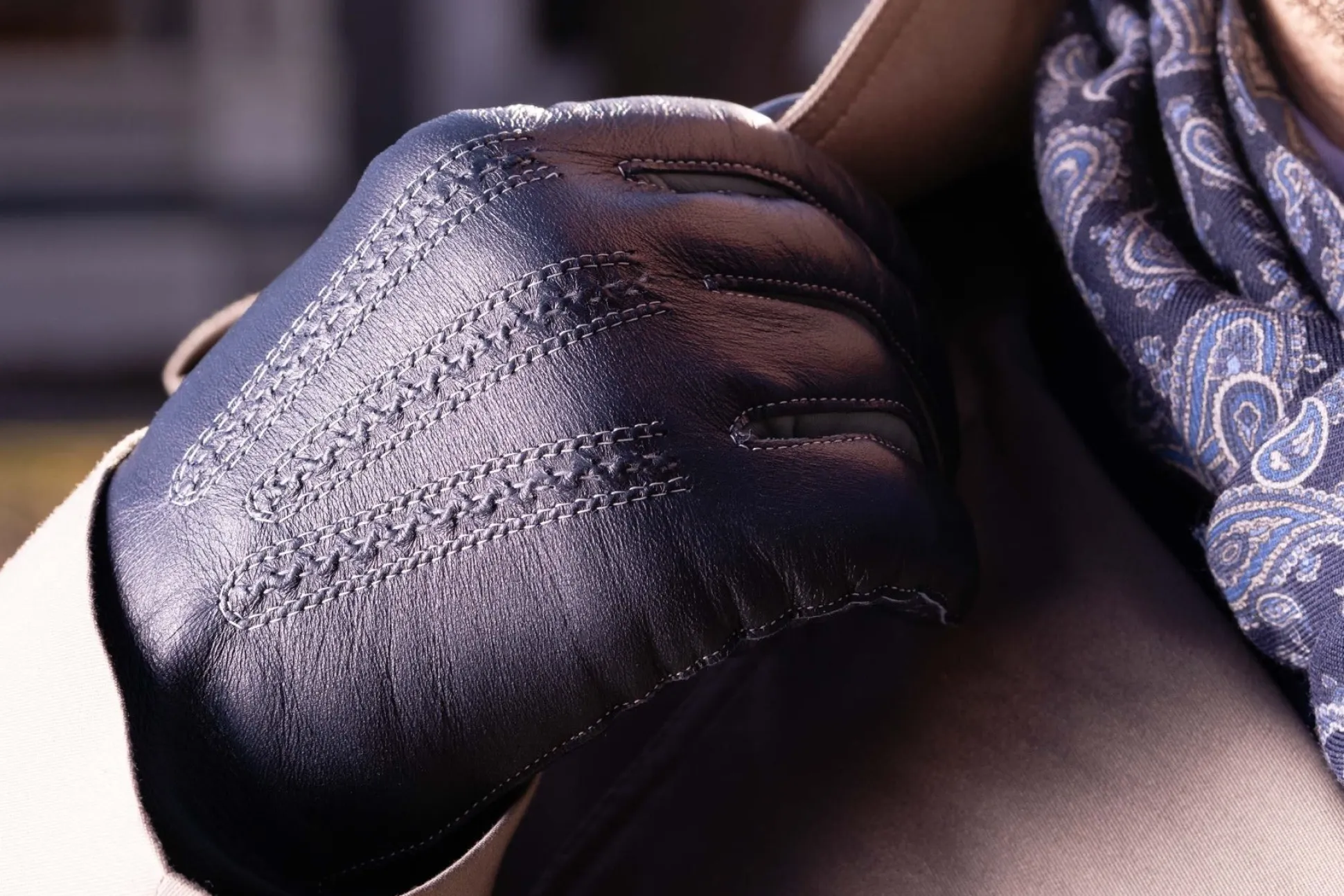 Midnight Blue Touchscreen Lamb Nappa Gloves