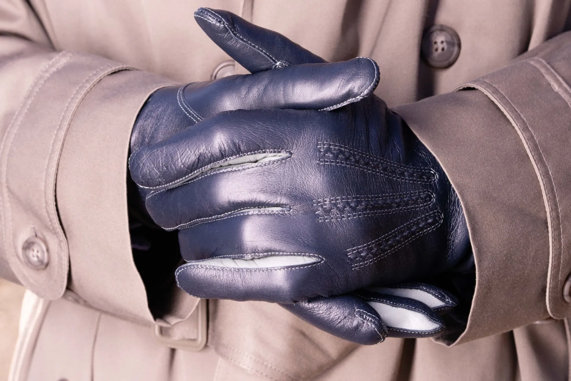 Midnight Blue Touchscreen Lamb Nappa Gloves