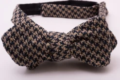 Navy & Beige Houndstooth Silk Bourette Bow Tie