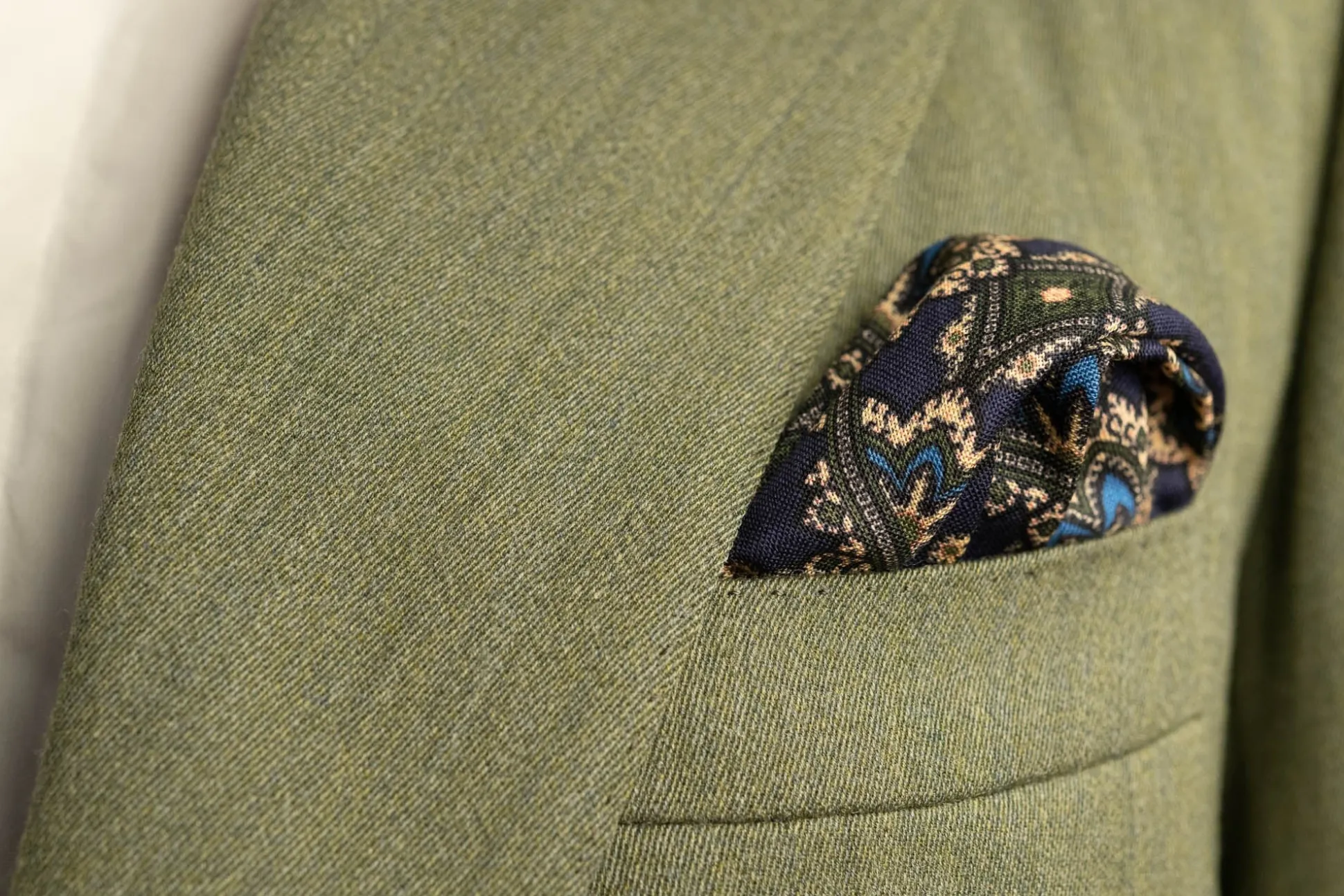 Navy Blue Geometric Medallion Silk Wool Pocket Square