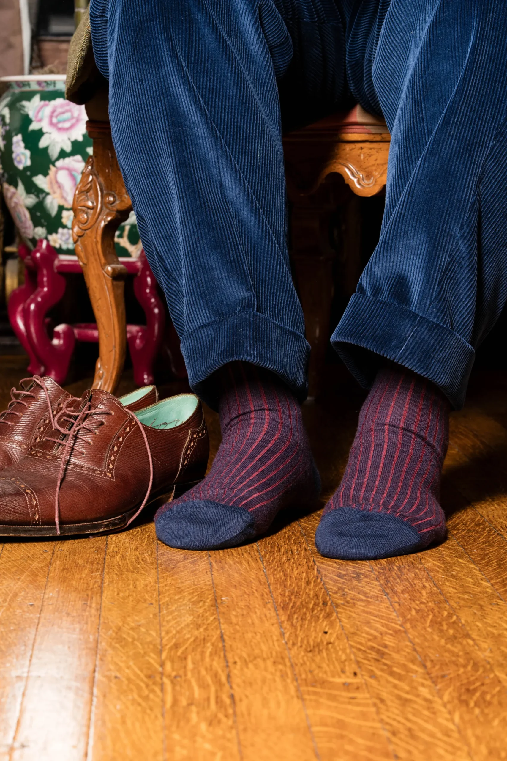 Navy & Red Shadow Stripe Midweight Cotton Socks