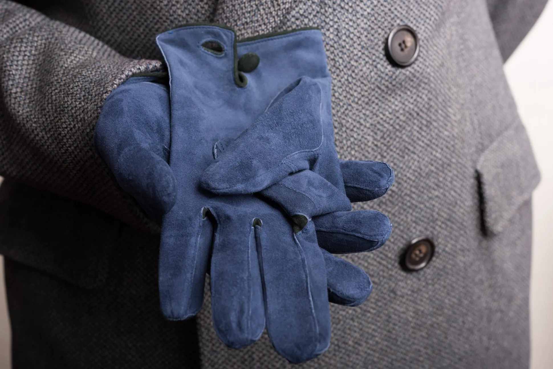 Navy Unlined Lamb Suede Gloves